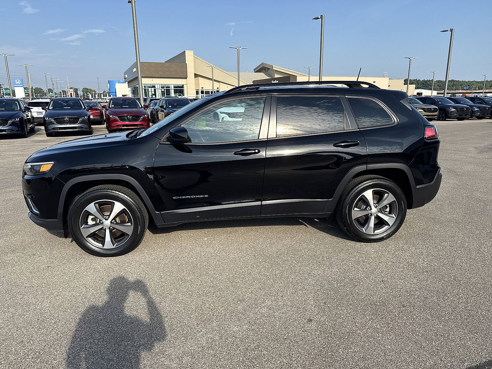 2022 Jeep Cherokee Limited photo 3