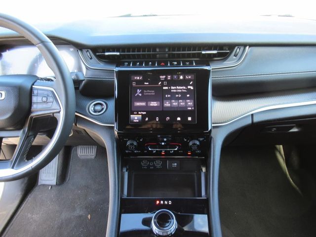 2023 Jeep Grand Cherokee Altitude photo 19