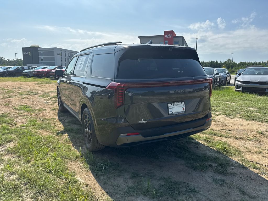 2026 Kia Carnival SX Prestige photo 4