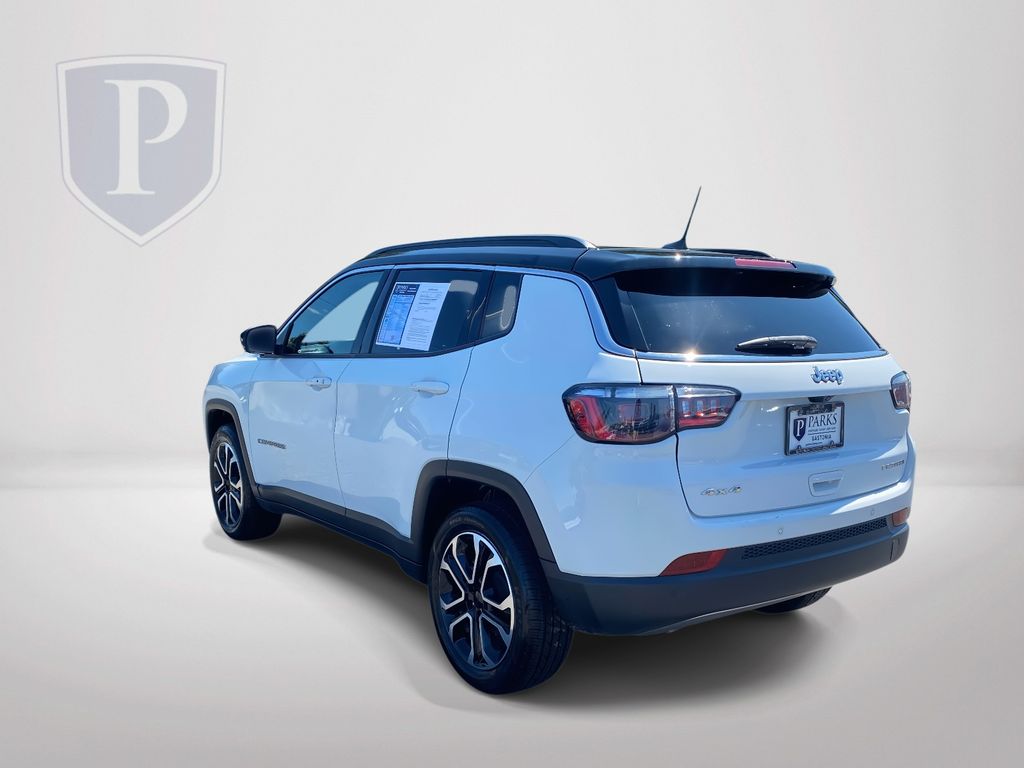 2024 Jeep Compass Limited photo 2