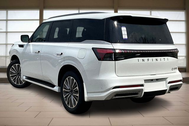 2026 Infiniti QX80 Luxe photo 13