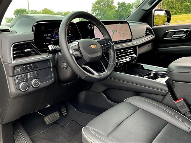 2025 Chevrolet Tahoe Premier photo 8