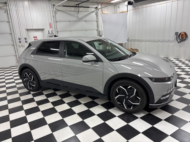 Certified 2022 Hyundai IONIQ 5 SE with VIN KM8KMDAF6NU053238 for sale in Rochester, Minnesota