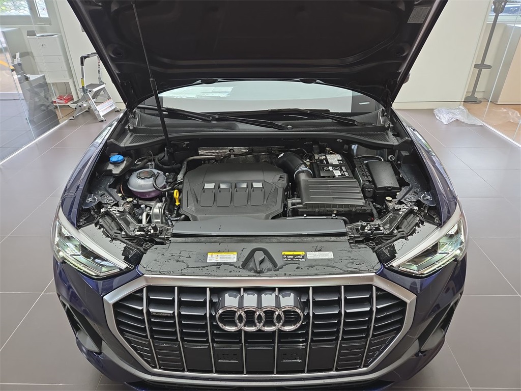 2025 Audi Q3 Premium S line photo 25
