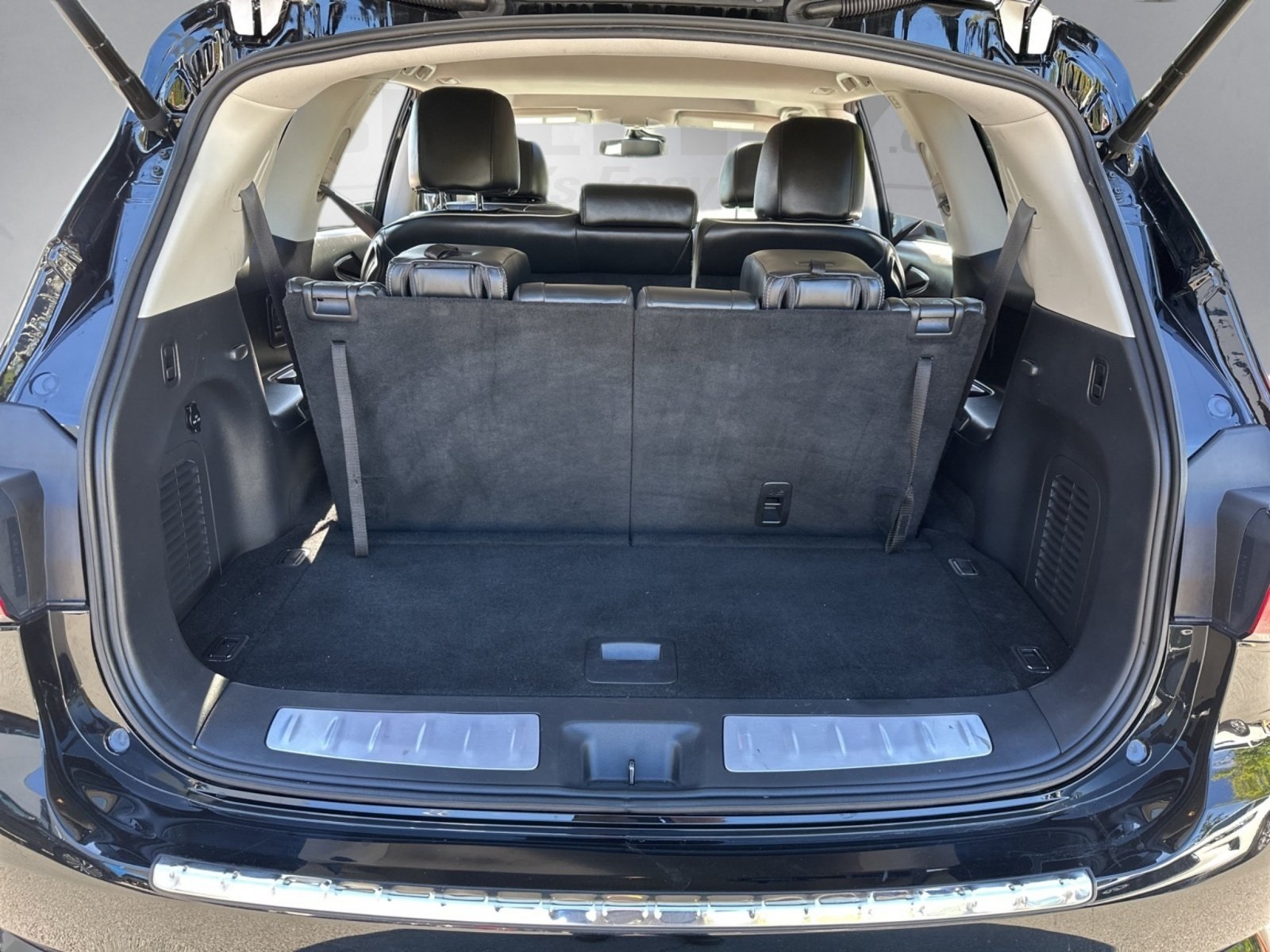 2020 Infiniti QX60 Luxe photo 29