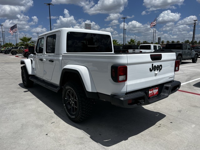 2025 Jeep Gladiator Sport photo 3