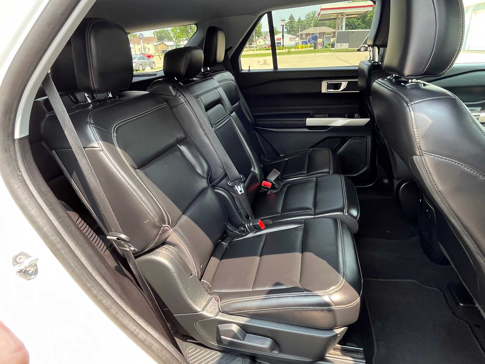 2021 Ford Explorer XLT photo 13