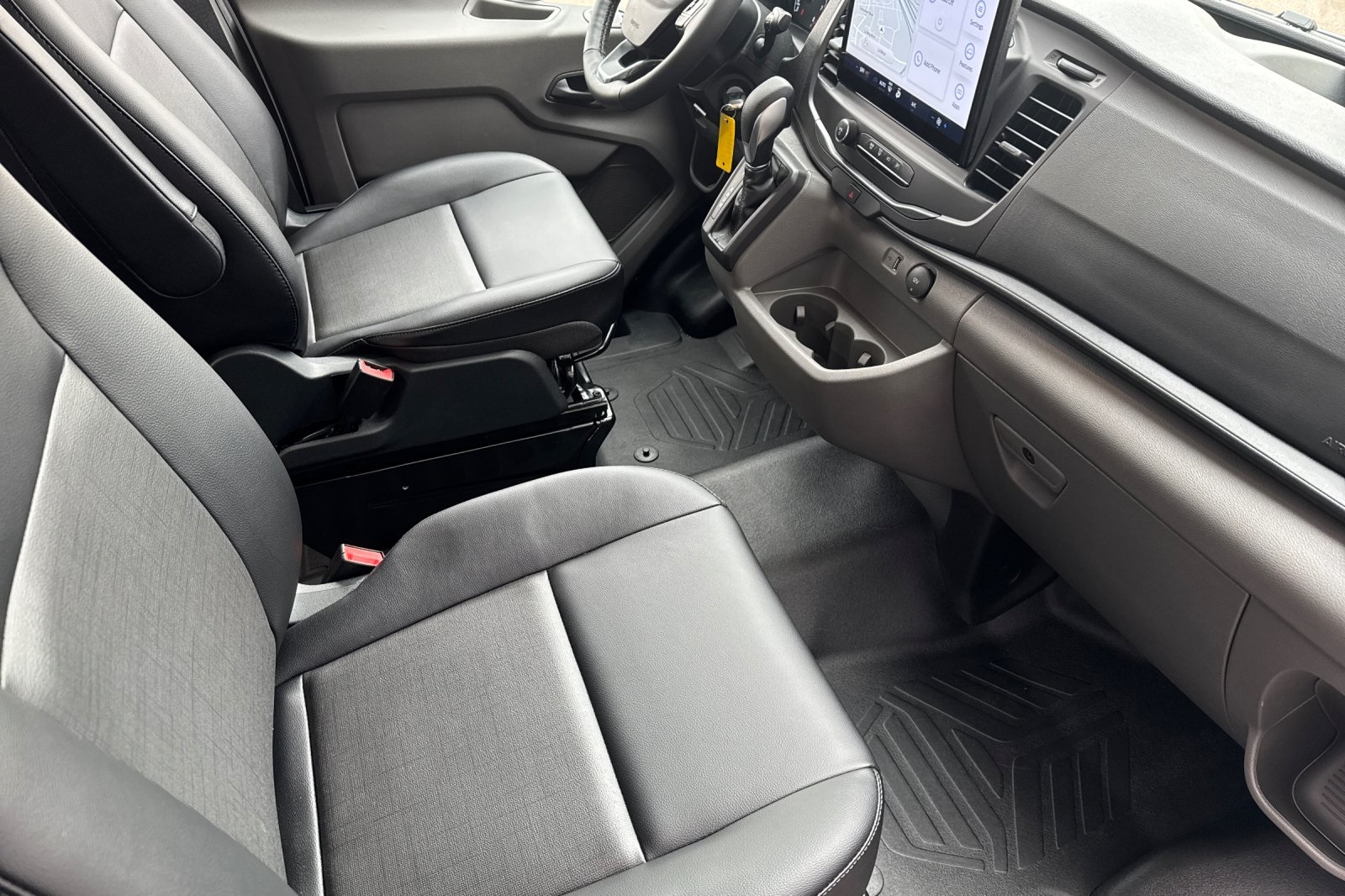2024 Ford Transit photo 12