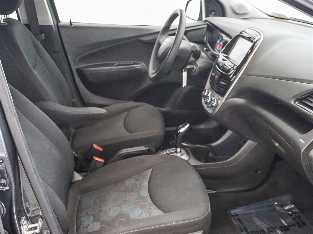 2017 Chevrolet Spark LS photo 12