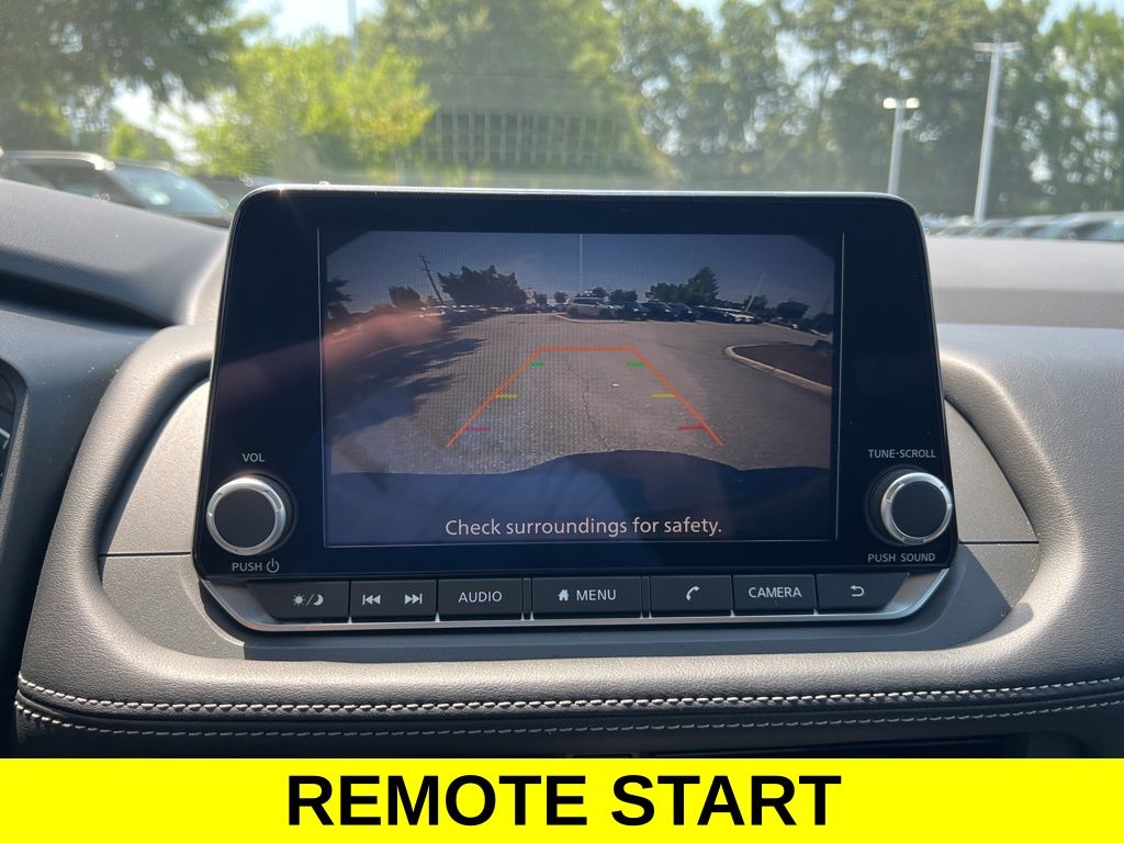 2024 Nissan Rogue SV photo 13