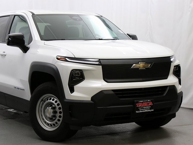 Used 2024 Chevrolet Silverado EV Work Truck with VIN 1GC10UED3RU208337 for sale in Wheeling, IL