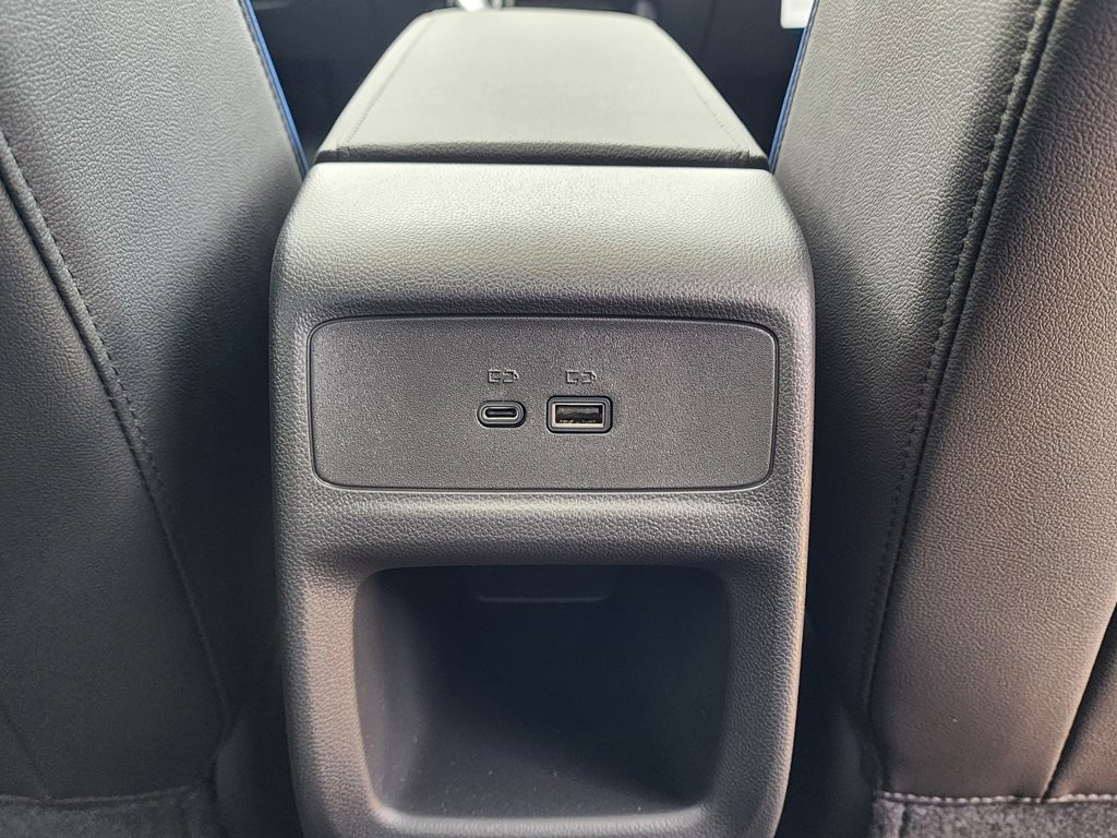 2025 Buick Envista ST photo 38