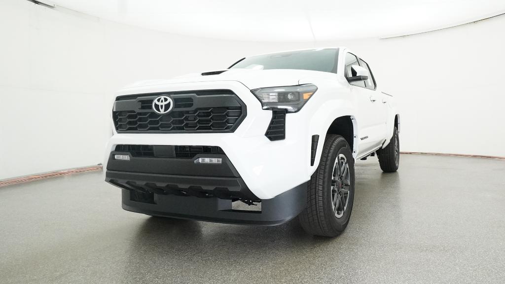 2025 Toyota Tacoma TRD Sport 4x4 Double Cab photo 3