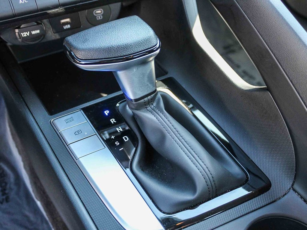 2025 Hyundai Elantra SE photo 22