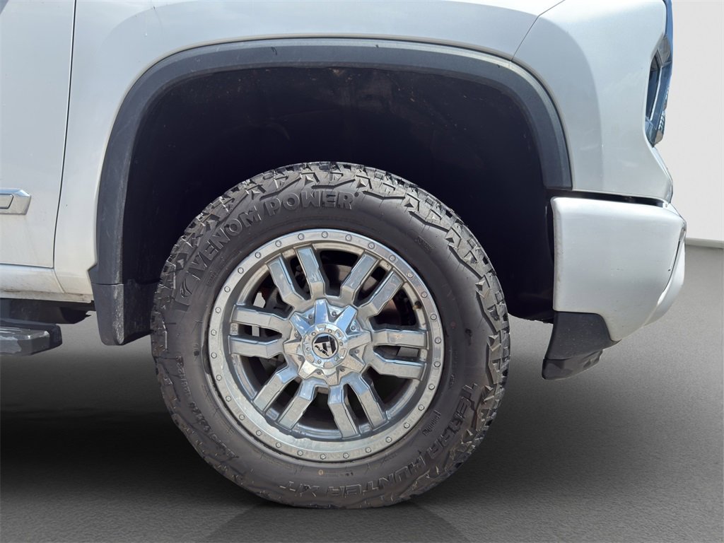Used 2024 Chevrolet Silverado 3500HD High Country with VIN 1GC4YVE73RF439295 for sale in Kansas City