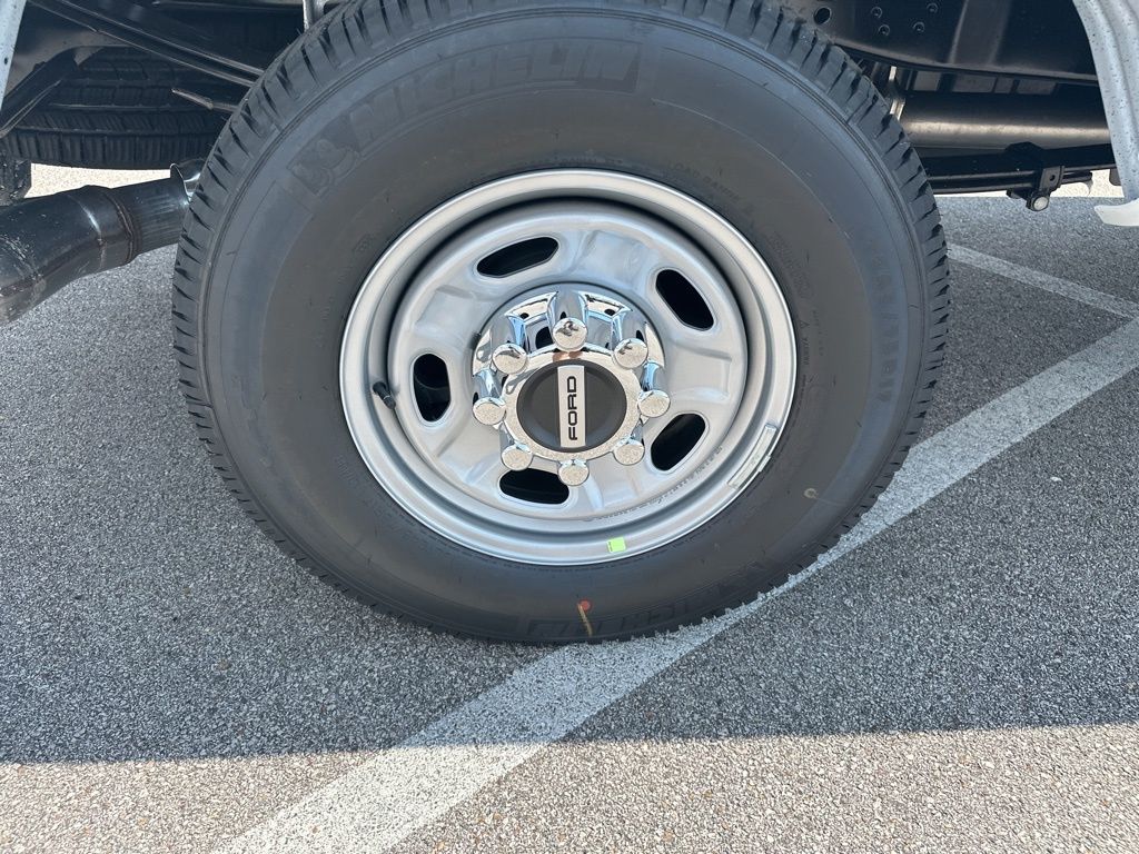 2026 Ford F-250 photo 35