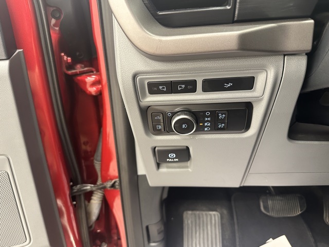 2024 Ford F-150 XLT photo 33