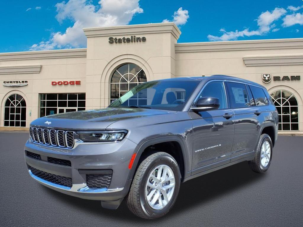 2025 Jeep Grand Cherokee L Laredo's photo