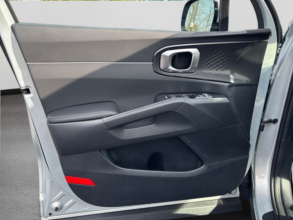 2026 Kia Sorento S photo 15