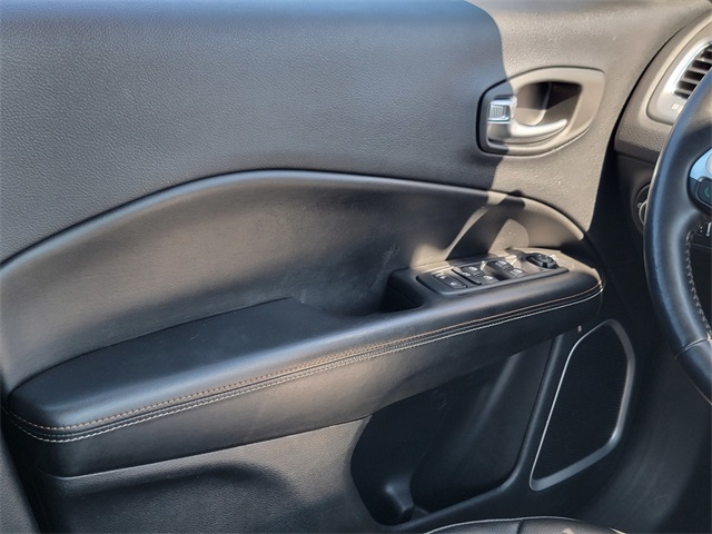 2019 Jeep Compass Latitude photo 23