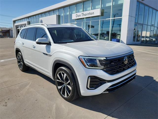 2026 Volkswagen Atlas SEL Premium R-Line's photo