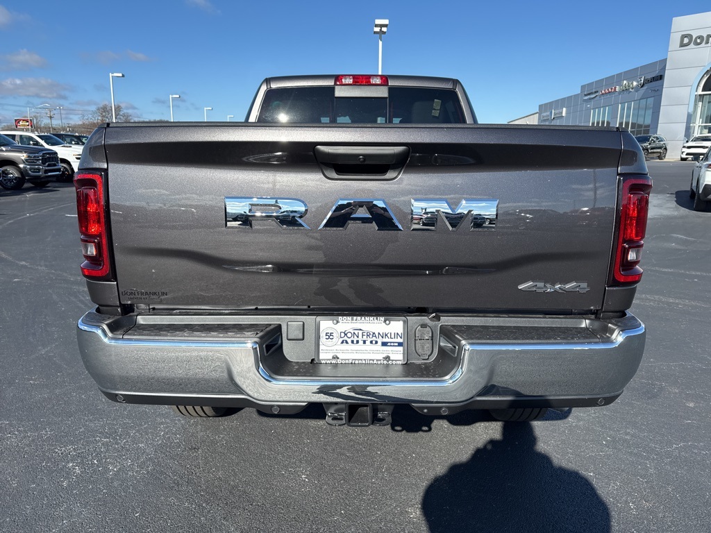 2026 Ram 2500 Tradesman photo 4
