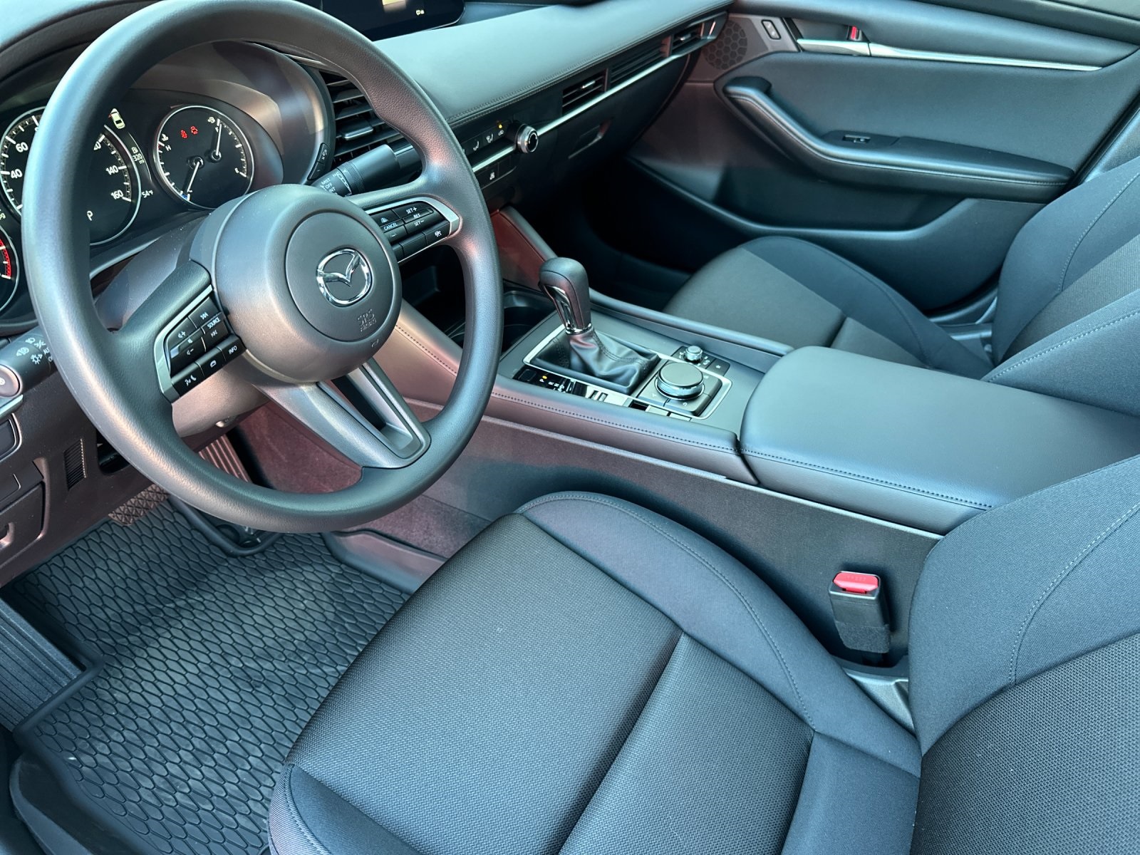 2025 Mazda Mazda3 2.5 s photo 9