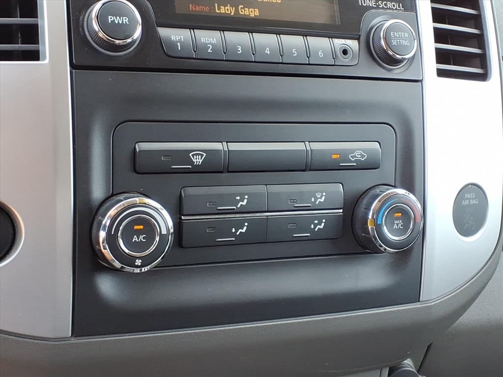 2014 Nissan Frontier SV photo 8