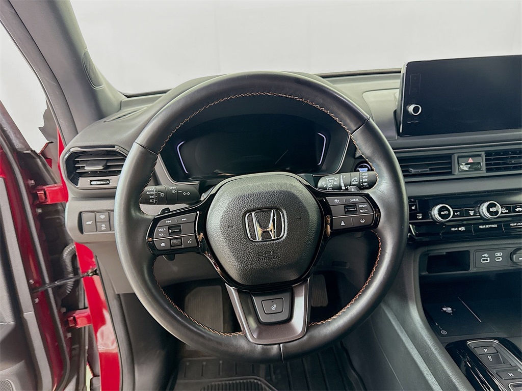 2024 Honda Pilot TrailSport photo 12