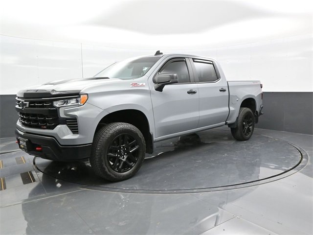 2024 Chevrolet Silverado 1500 LT Trail Boss photo 2