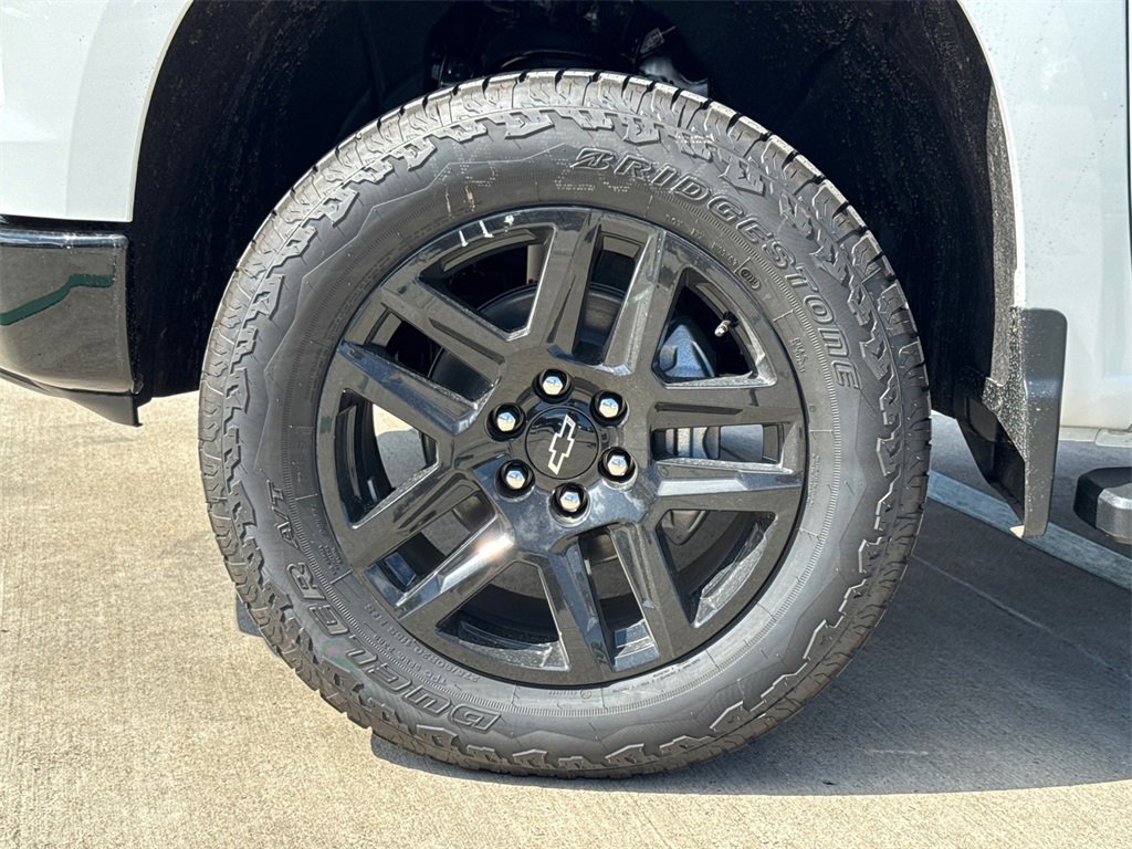 2026 Chevrolet Silverado 1500 LT Trail Boss photo 4