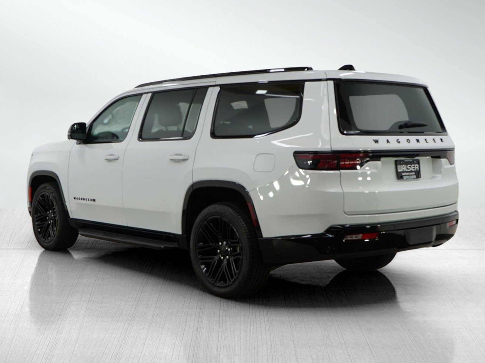 2024 Jeep Wagoneer Series II photo 3