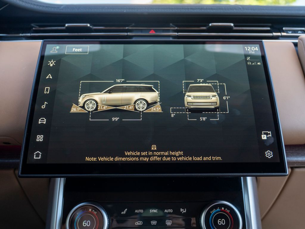 2023 Land Rover Range Rover SE photo 25