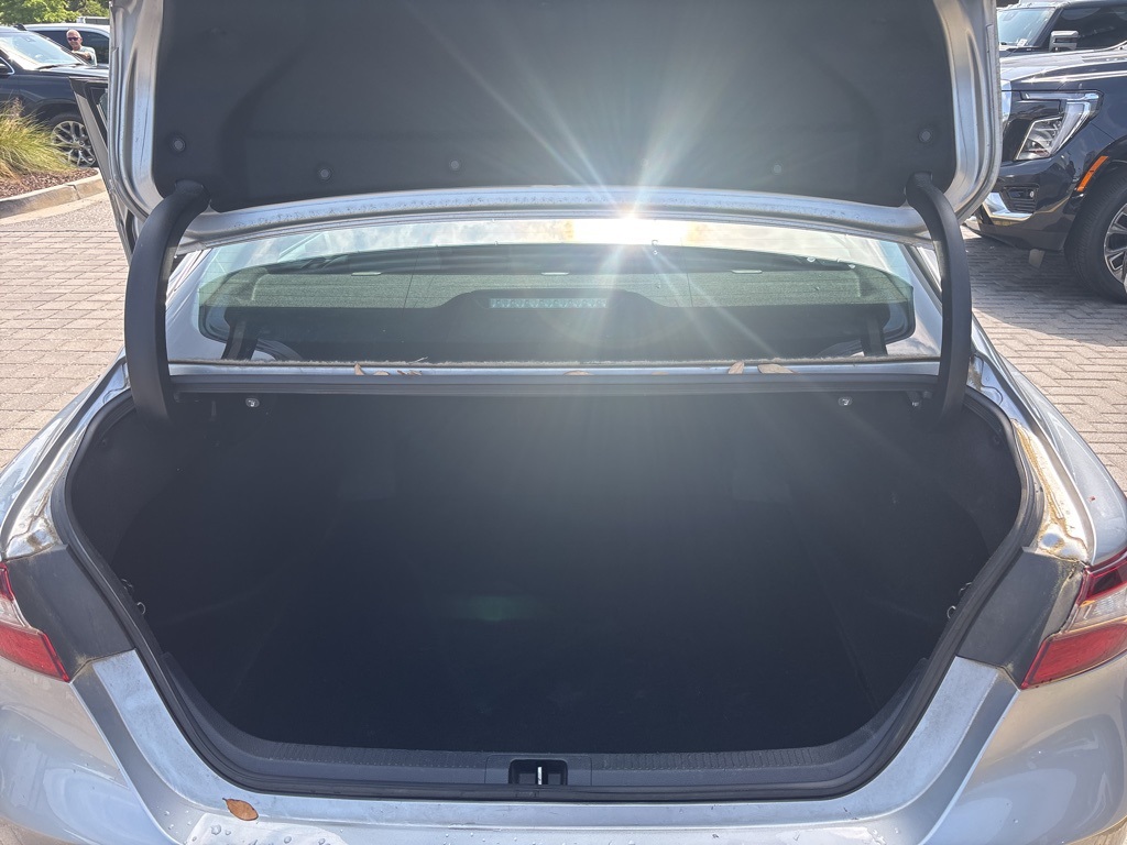 2022 Toyota Camry SE photo 10