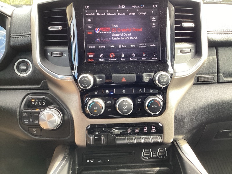 2019 Ram 1500 Laramie photo 22