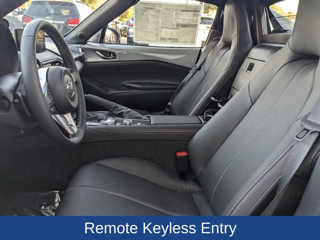 2024 Mazda MX-5 Miata Miata RF Grand Touring photo 12