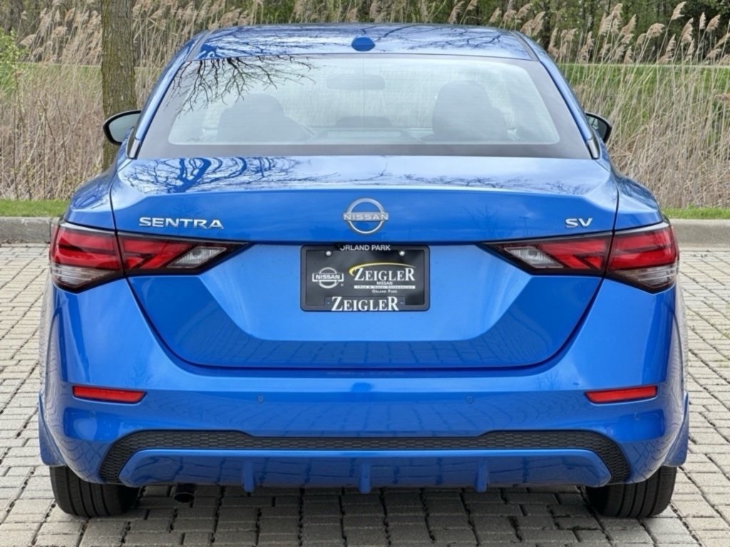 2025 Nissan Sentra SV photo 6