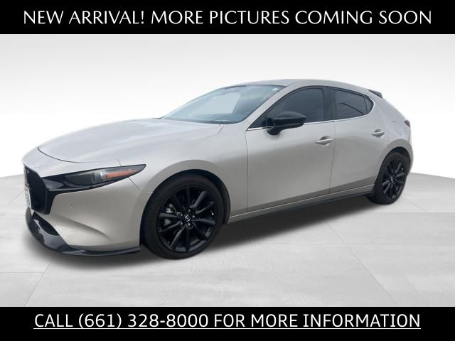 2022 Mazda Mazda3 Premium Plus's photo
