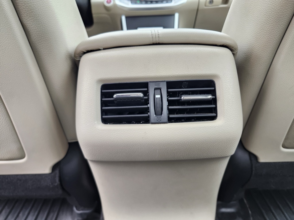 2013 Honda Accord EX-L photo 19
