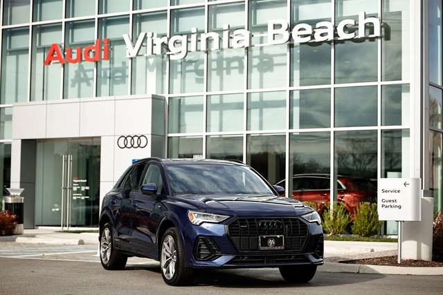 2025 Audi Q3 S Line Premium's photo