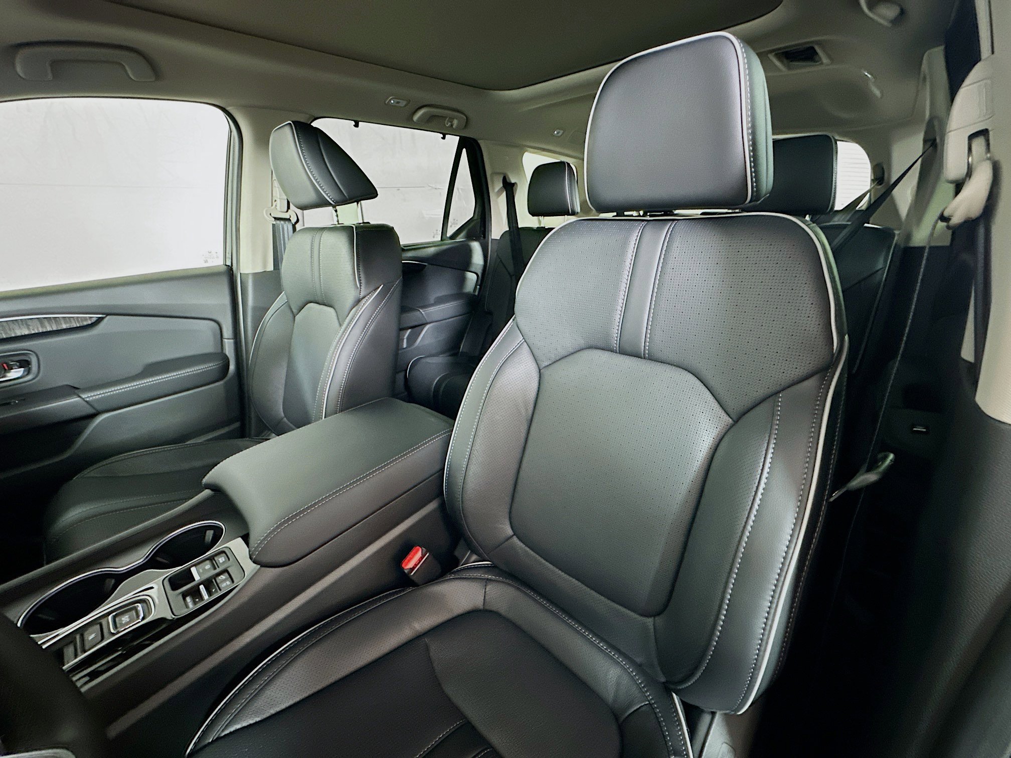 2025 Honda Pilot Elite photo 18