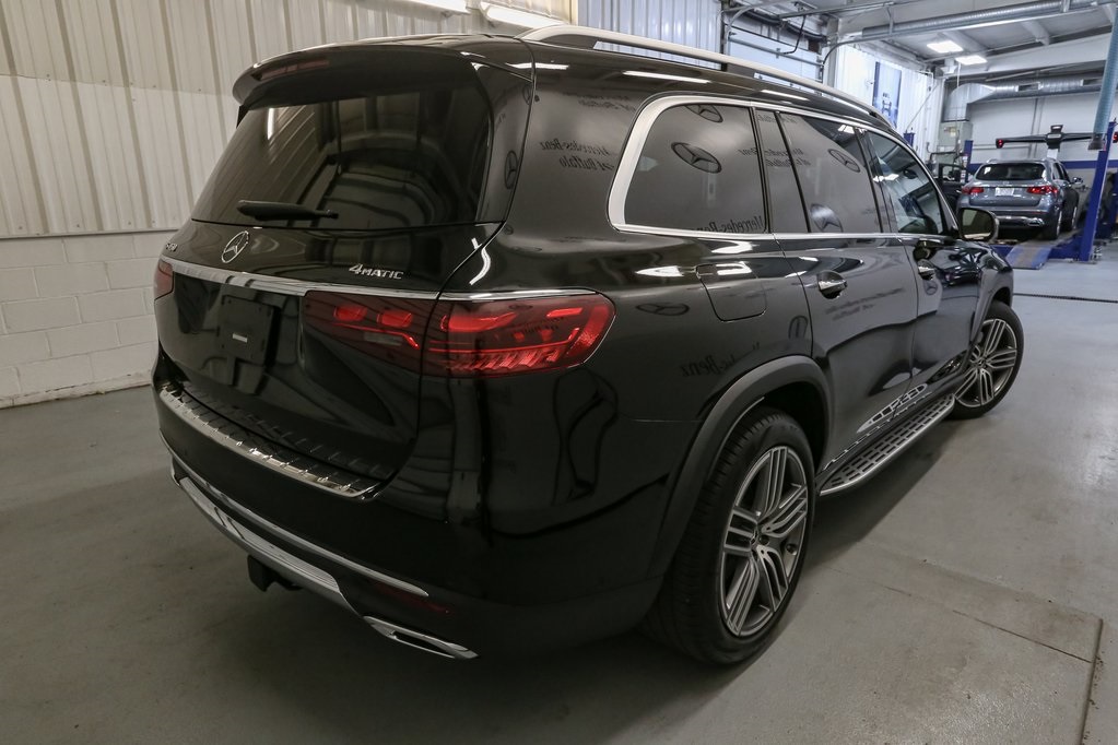 2025 Mercedes Benz GLS 450 4MATIC photo 12