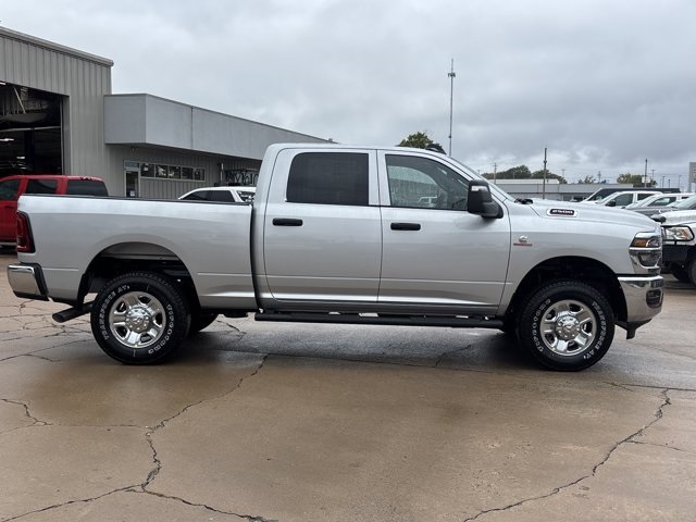2026 Ram 2500 Tradesman photo 2