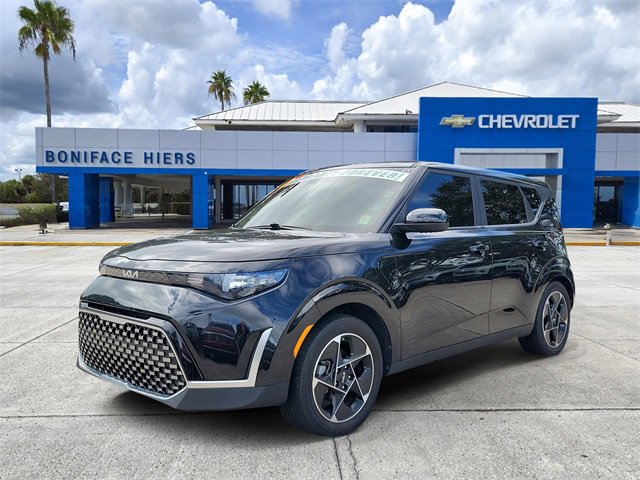 2023 Kia Soul EX photo 3