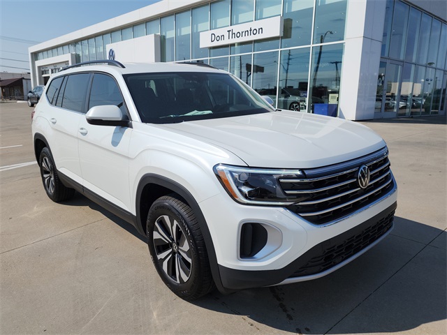 2026 Volkswagen Atlas SE's photo