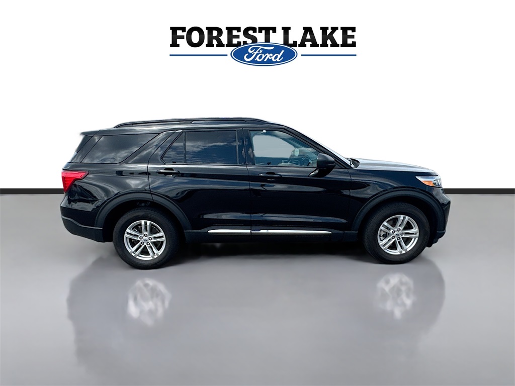 2023 Ford Explorer XLT photo 8