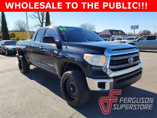 2014 Toyota Tundra SR5's photo