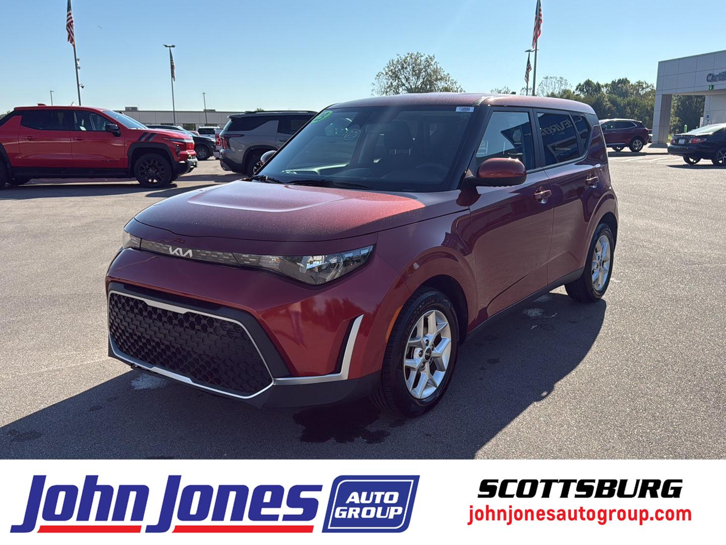 2023 Kia Soul LX's photo