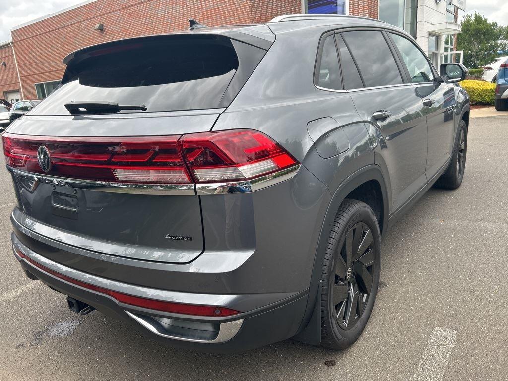 2025 Volkswagen Atlas Cross Sport SE Technology photo 4