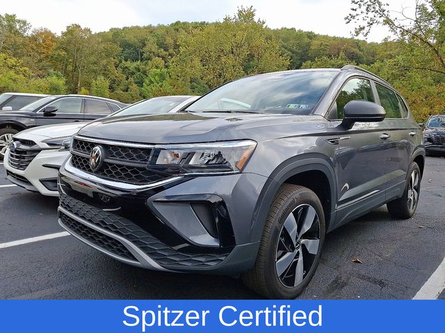 2024 Volkswagen Taos S photo 2